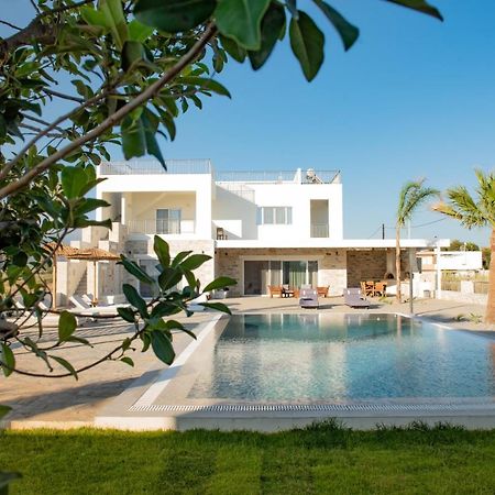 Villa Pnoe Seaside Каламакі Екстер'єр фото